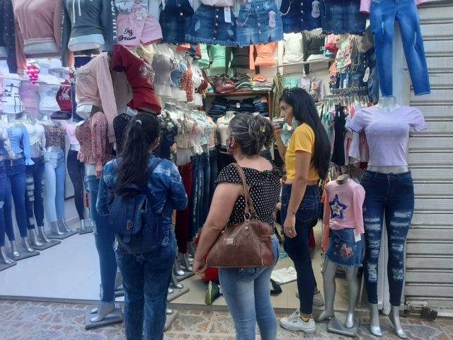En ventas de ropa de San Cristóbal intentan competir con los precios de  Cúcuta • Diario de Los Andes, noticias de Los Andes, Trujillo, Táchira y  Mérida