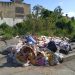 Montones de basura adornan a Valera en la víspera de Fin de Año