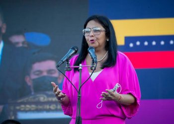 Venezuela denuncia que Países Bajos impidió traslado de su comisión a la CPI