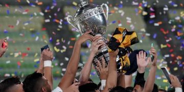 Aficionados aurinegros se gozaron la novena estrella