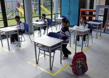 La educación volverá a ser 100 % presencial en Colombia a partir de 2022