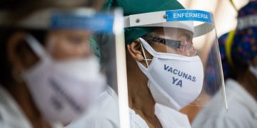 Médicos Unidos de Venezuela:  815 trabajadores de la salud han muerto por covid-19