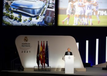 Florentino Pérez pide al 2022 «recuperar la normalidad»