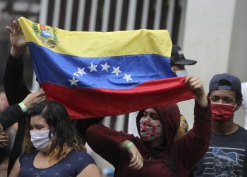 Alcaldes colombianos firman un manifiesto contra la xenofobia y apoyan a los venezolanos