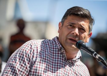 La oposición  se moviliza contra la repetición de las elecciones que ganó