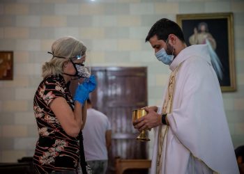 En 21 meses 439 sacerdotes venezolanos se han contagiado de covid-19
