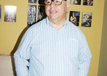 Fallece por Covid-19 el narrador deportivo y cronista Pedro Bracamonte