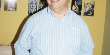 Fallece por Covid-19 el narrador deportivo y cronista Pedro Bracamonte