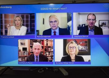 La ciencia ve la evolución de la COVID con esperanza, pero no baja la guardia