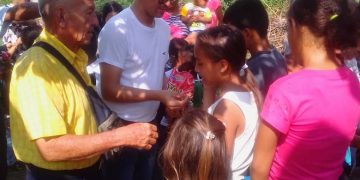 Compartir promovido por alcaldía de Sucre en sector 14 de enero de Sabana de Mendoza
