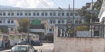 Familiares de enfermeras detenidas abogan por su inocencia