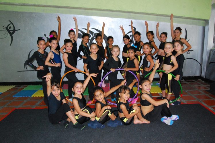La Academia de Gimnasia Valera ya cuenta con 30 niñas inscritas y activas (Gráficas: Simón Toro)