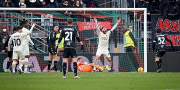 Theo Hernández, primer defensa del Milan en marcar 3 dobletes en Serie A