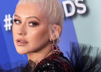 Christina Aguilera lanza «La fuerza», primer disco en español en dos décadas