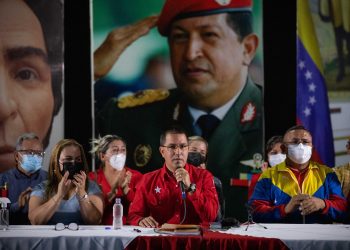 El oficialismo advierte a Garrido que defenderán al estado Barinas