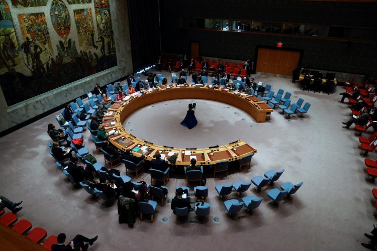Miembros del Consejo de Seguridad de naciones Unidas celebran una reunión sobre la situación entre Ucrania y Rusia en Nueva York, Nueva York, EE.UU.. EFE/EPA/JASON SZENES