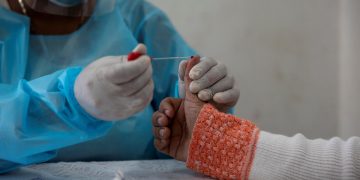 Venezuela suma 2.328 nuevos casos de covid-19 en un nuevo récord diario