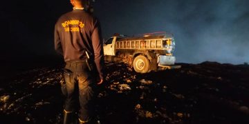Cierran Vertedero de San Josecito por 24 horas para terminar de sofocar incendio