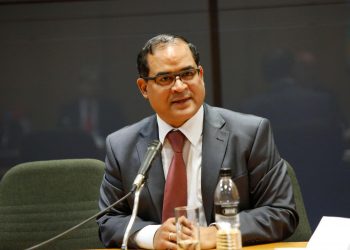 Opositor Carlos Valero pide respeto a los DDHH de los migrantes en Chile