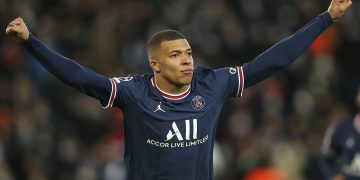 Pochettino: «Queremos que Mbappé siga muchos años, pero hay dos partes»