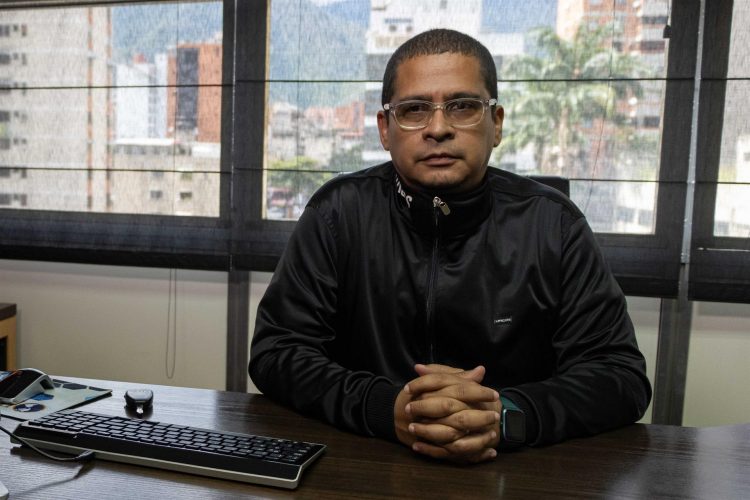 El político venezolano, Nicmer Evans, en una fotografía de archivo. EFE/ Ronald Peña