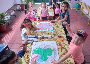 Luis Urbina y su «Colegio Artístico» abre inscripciones