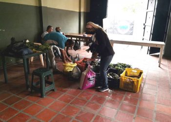 Feria de Hortalizas pro construcción del Santuario Dr. JGH en Las Mesitas de Boconó