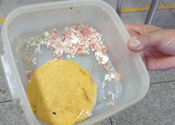 Arroz y mortadela, la alimentación que se entrega a pacientes en el Hospital Central de San Cristóbal