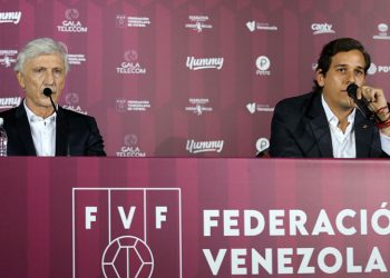 Pékerman anuncia los primeros convocados de la Vinotinto para módulo en Margarita