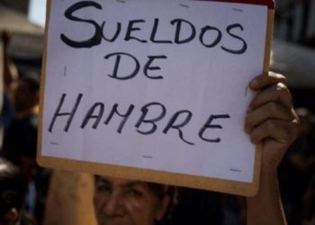 Remuneración promedio de trabajadores venezolanos aumentó, pero solo cubre 24 % de la canasta alimentaria