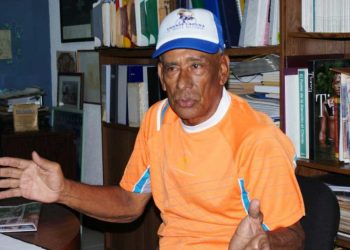 Glorias y atletas activos reciben el fuego patrio de los Juegos Deportivos Nacionales