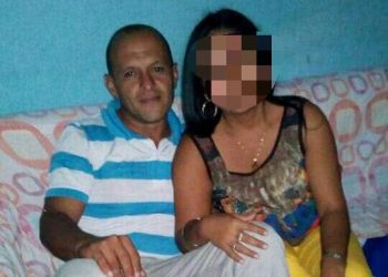 Muere hombre al caer del techo de su casa en Carvajal