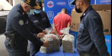 Decomisan 21 panelas de marihuana que eran transportadas en una caja de huevos