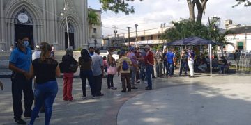 Centros de recolección de firmas para el revocatorio lucen desolados