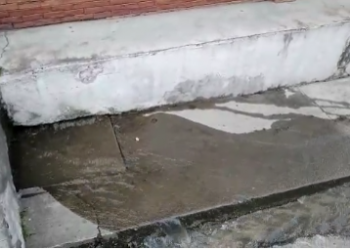 Colapsa tubería de aguas servidas en el sector La Elba, troncal 007 del municipio Boconó