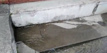 Colapsa tubería de aguas servidas en el sector La Elba, troncal 007 del municipio Boconó