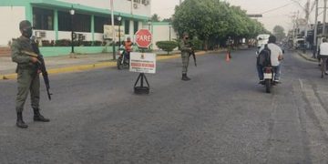Guerrilleros «sacudieron» frontera el fin de semana mientras Duque estaba en Arauca y Maduro militarizaba Apure