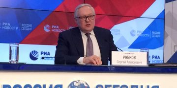 Exdiputada Olivia Lozano ve ilegal posible despliegue de estructura militar rusa