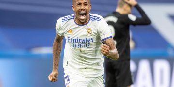 2-2. El Real Madrid salva un punto