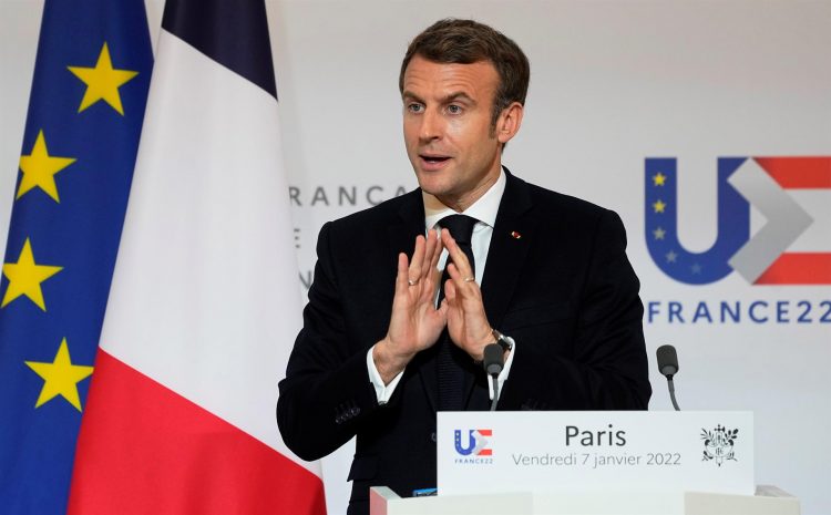 El presidente francés, Emmanuel Macron, este viernes en París. EFE/EPA/Michel Euler / POOL
