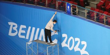 Pekín calienta motores para sus JJOO de invierno pese al boicot y la pandemia