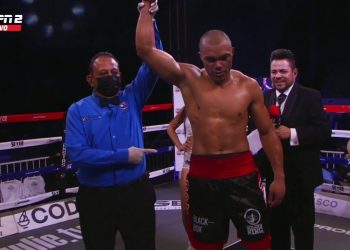 Albert Ramírez noqueó al mexicano Carlos Raygoza y sigue perfecto en el profesional