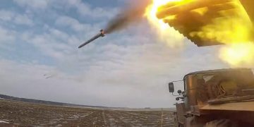 Ucrania y milicias prorrusas se acusan mutuamente de violar el alto el fuego