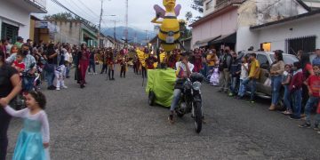 Concurrido desfile de carnaval en Betijoque la tarde del domingo