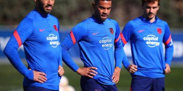 Simeone recupera a Griezmann un mes y diez días después