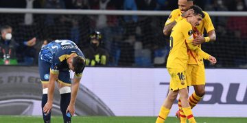 2-4. Un Barça ‘maradoniano’ se exhibe en Nápoles