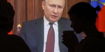 Rusia lanza la guerra contra Ucrania y recibe la condena internacional