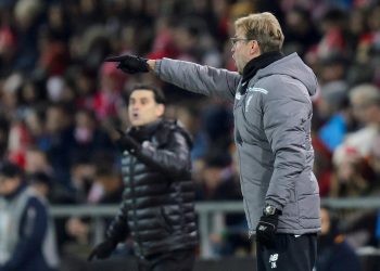 Klopp descarta dar caza al Manchester City