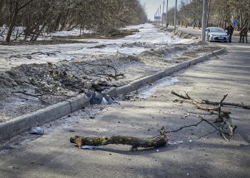 Ucrania denuncia decenas de muertos en ataque ruso con misiles contra Járkov