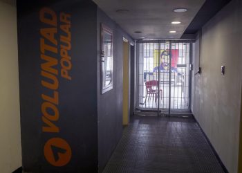 Más de 100 activistas renuncian al partido Voluntad Popular